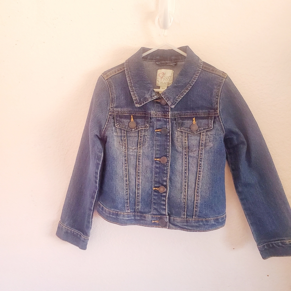 Children's Place girls denim jacket. Size 5/6.